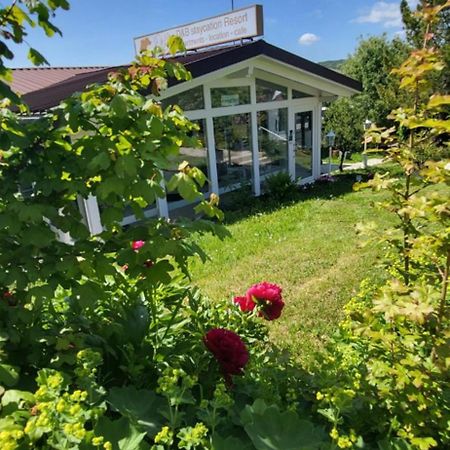 D&B Staycation Ferienpark Niedenstein المظهر الخارجي الصورة