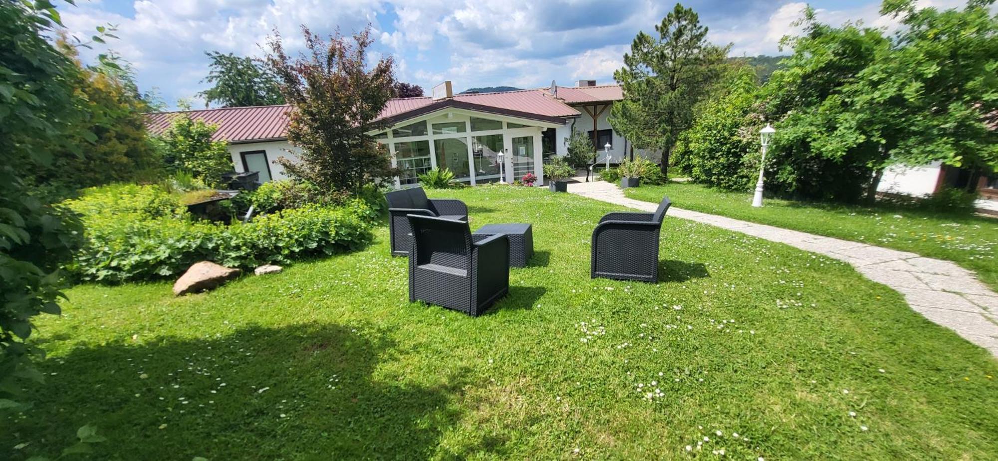 D&B Staycation Ferienpark Niedenstein المظهر الخارجي الصورة